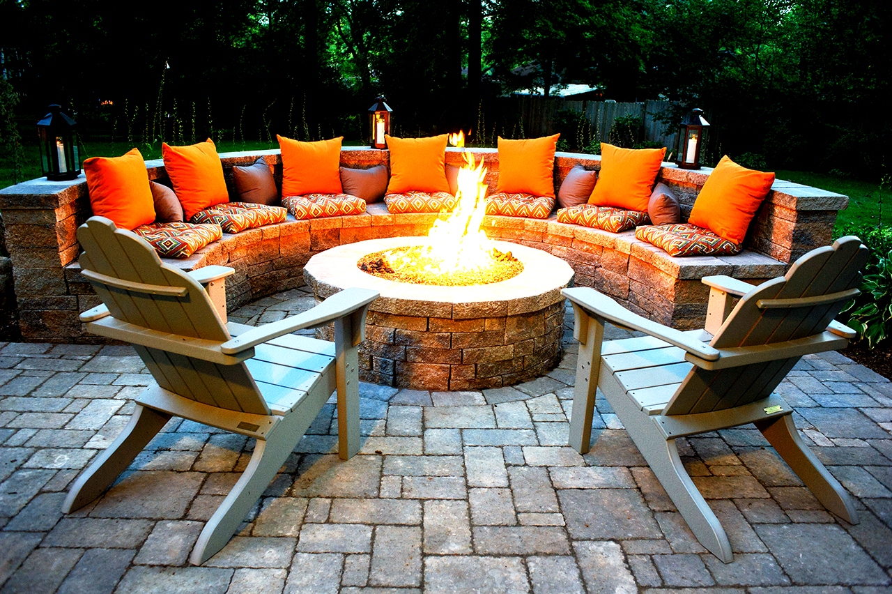 Outdoor Fire Pits and Fireplaces with Green Meadows Lanscaping - NJ